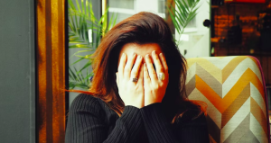 Fisioterapia para aliviar migrañas de forma natural